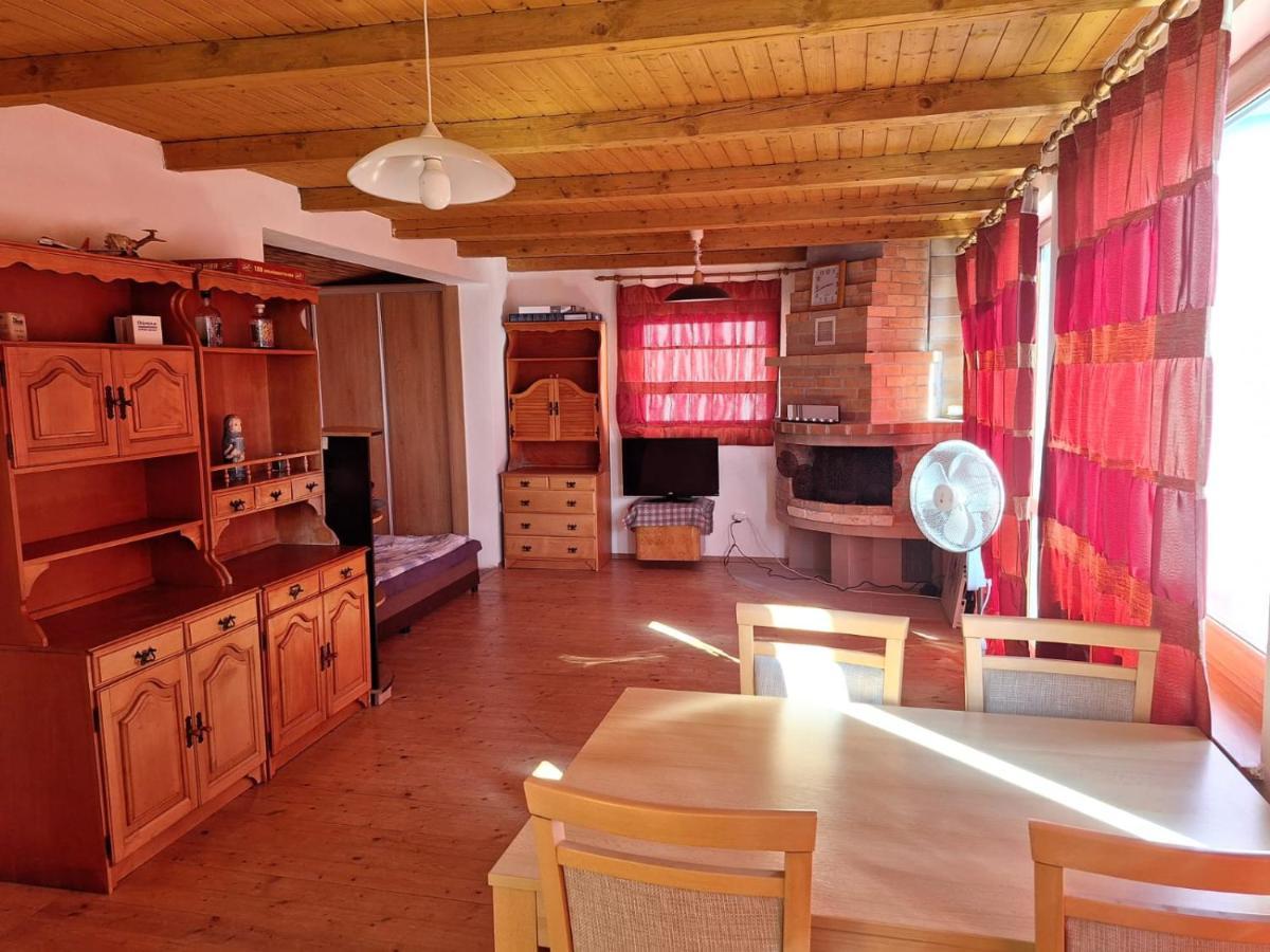 Sunset House Piestany Bungalow Banka Bagian luar foto