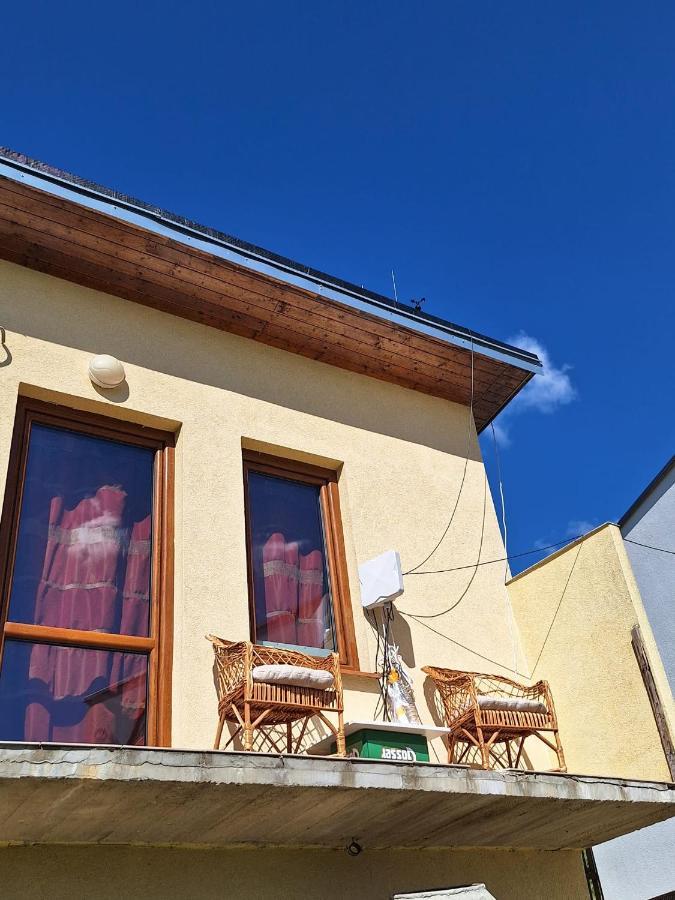 Sunset House Piestany Bungalow Banka Bagian luar foto